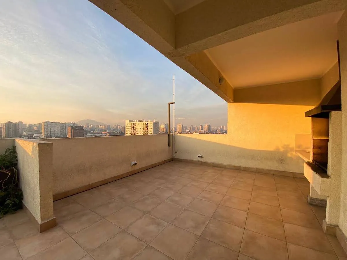 Venta – Av. Matta | Metro Estación Parque O Higgins